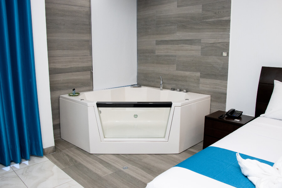 Junior Suite 4